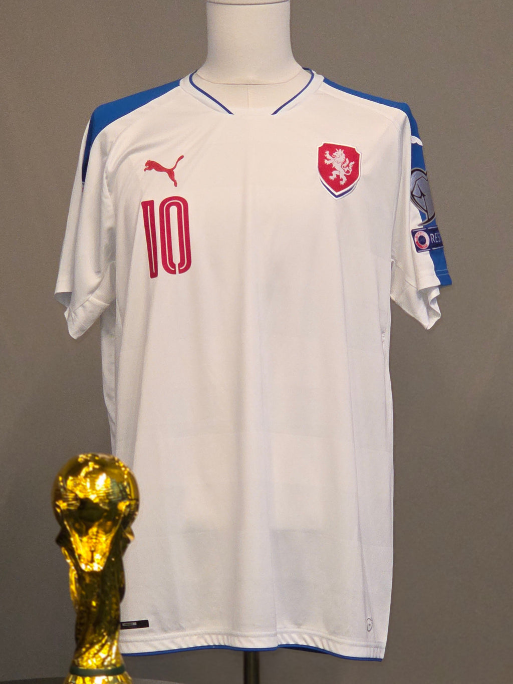 Czechia 2016 Away Kit XL (BNWT) (Deadstock)