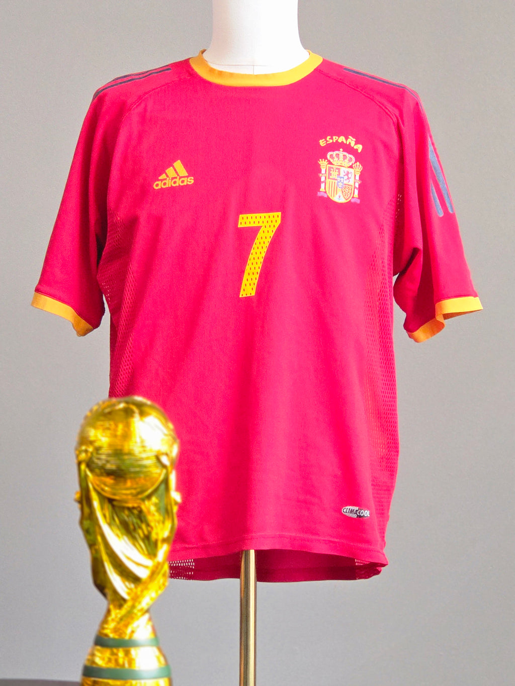 Spain 2002 Home Kit L Raul (8/10) (Player version)