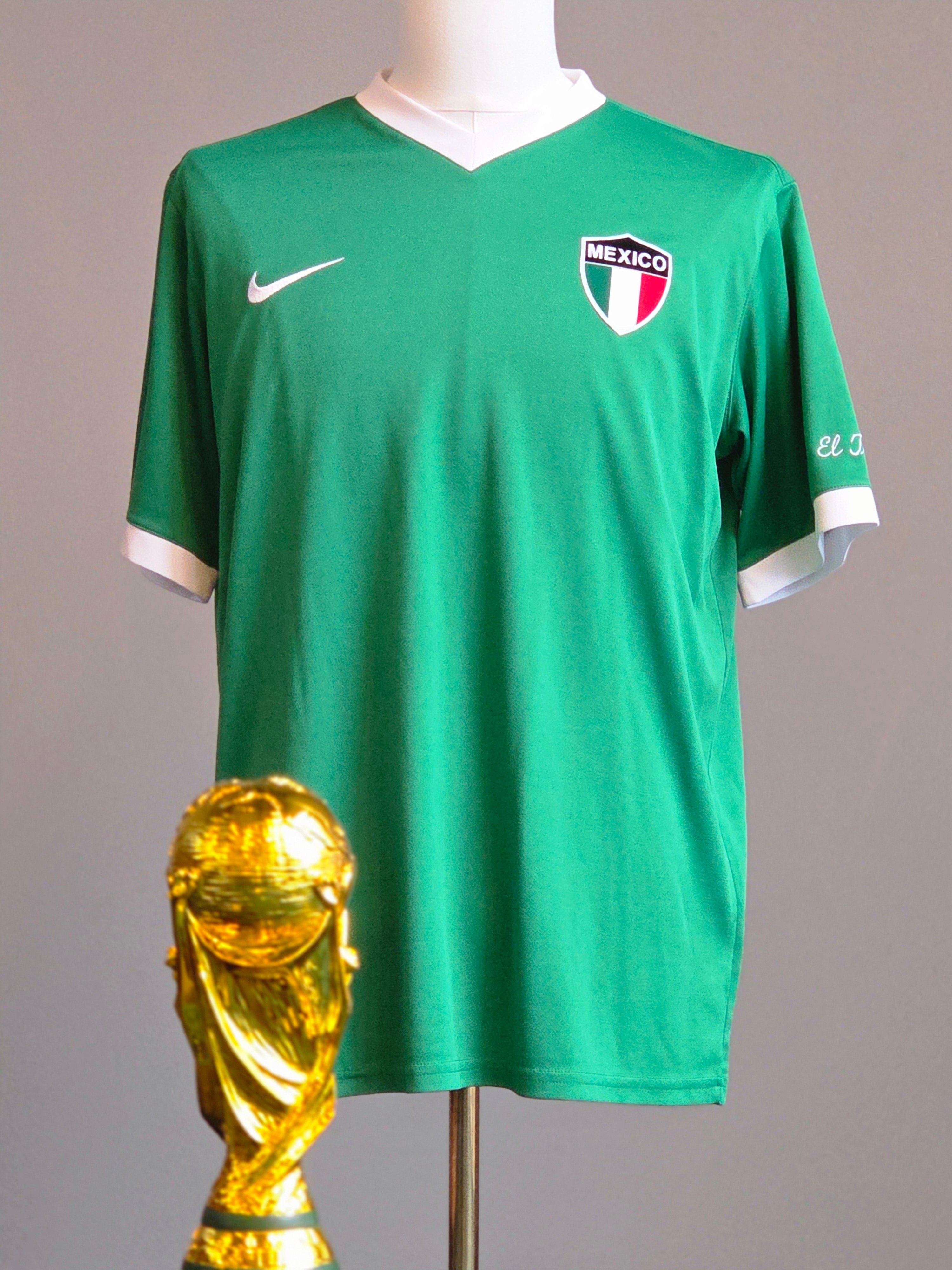 Mexico 1970 (Retro) Home Kit L (8/10)