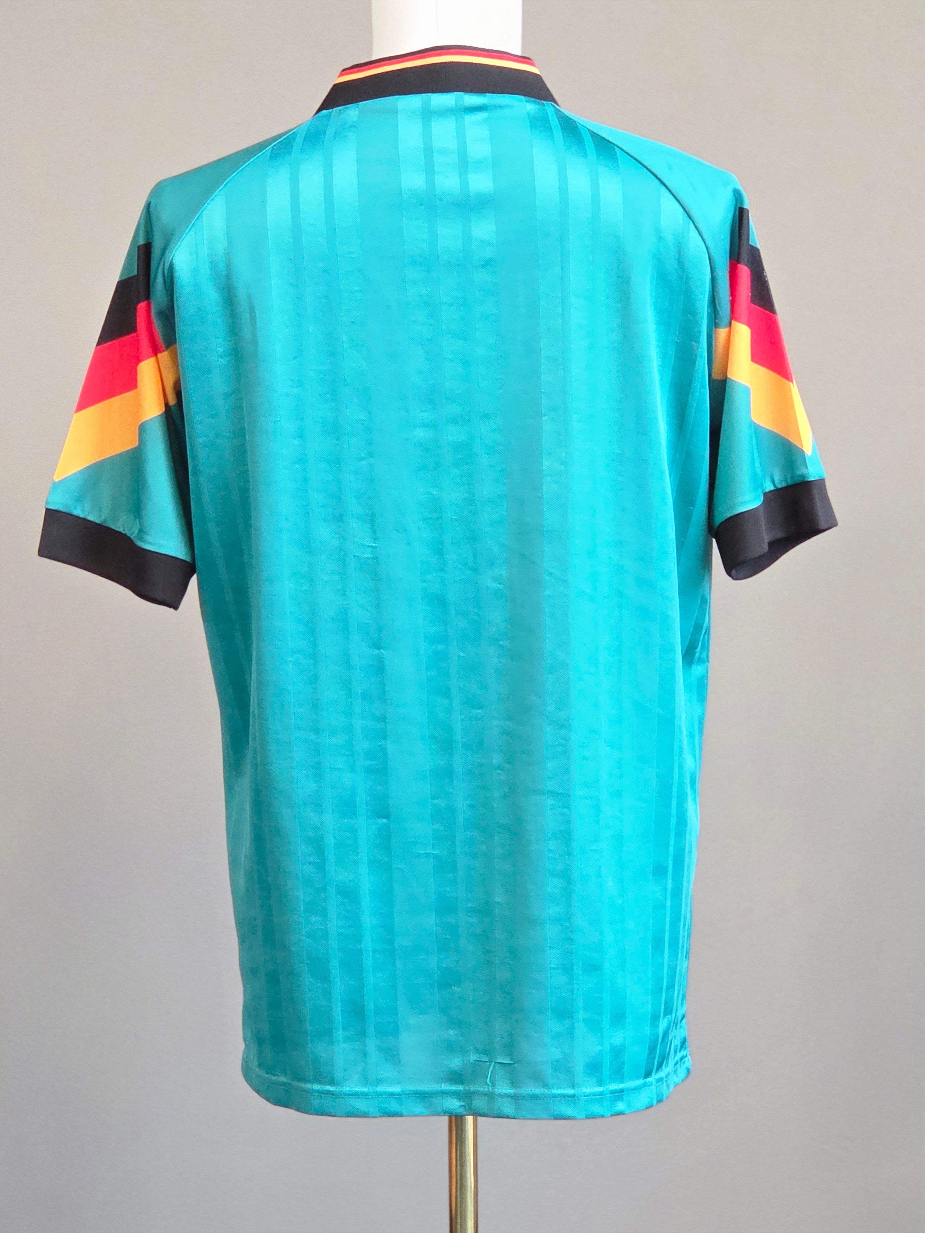 Germany 1992 Away L (9/10)