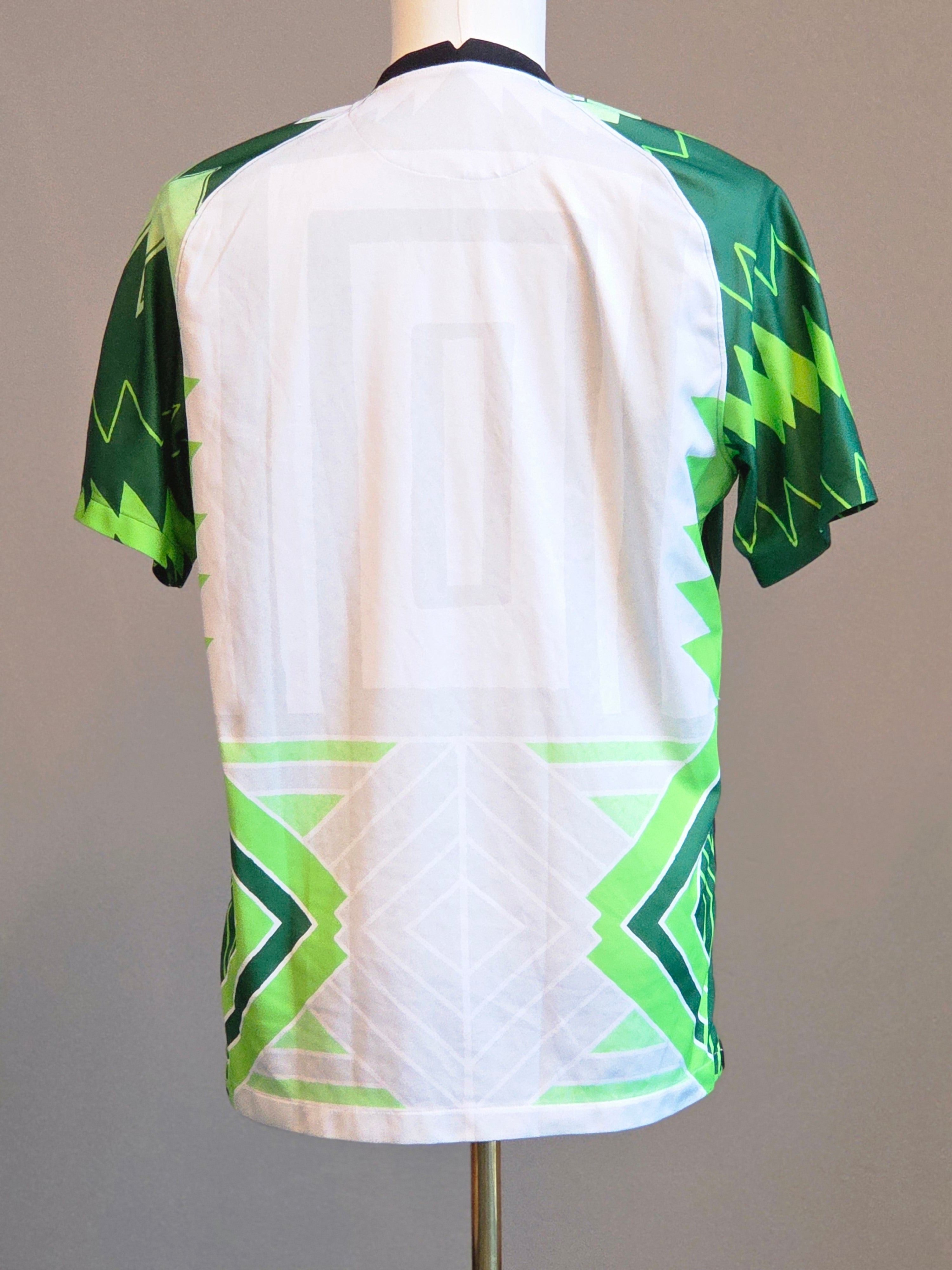 Nigeria 2020 Home Kit L (8/10)