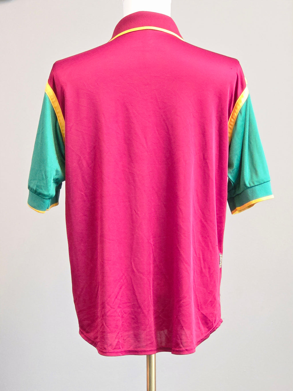 Portugal 1999 Home Kit L (7/10)
