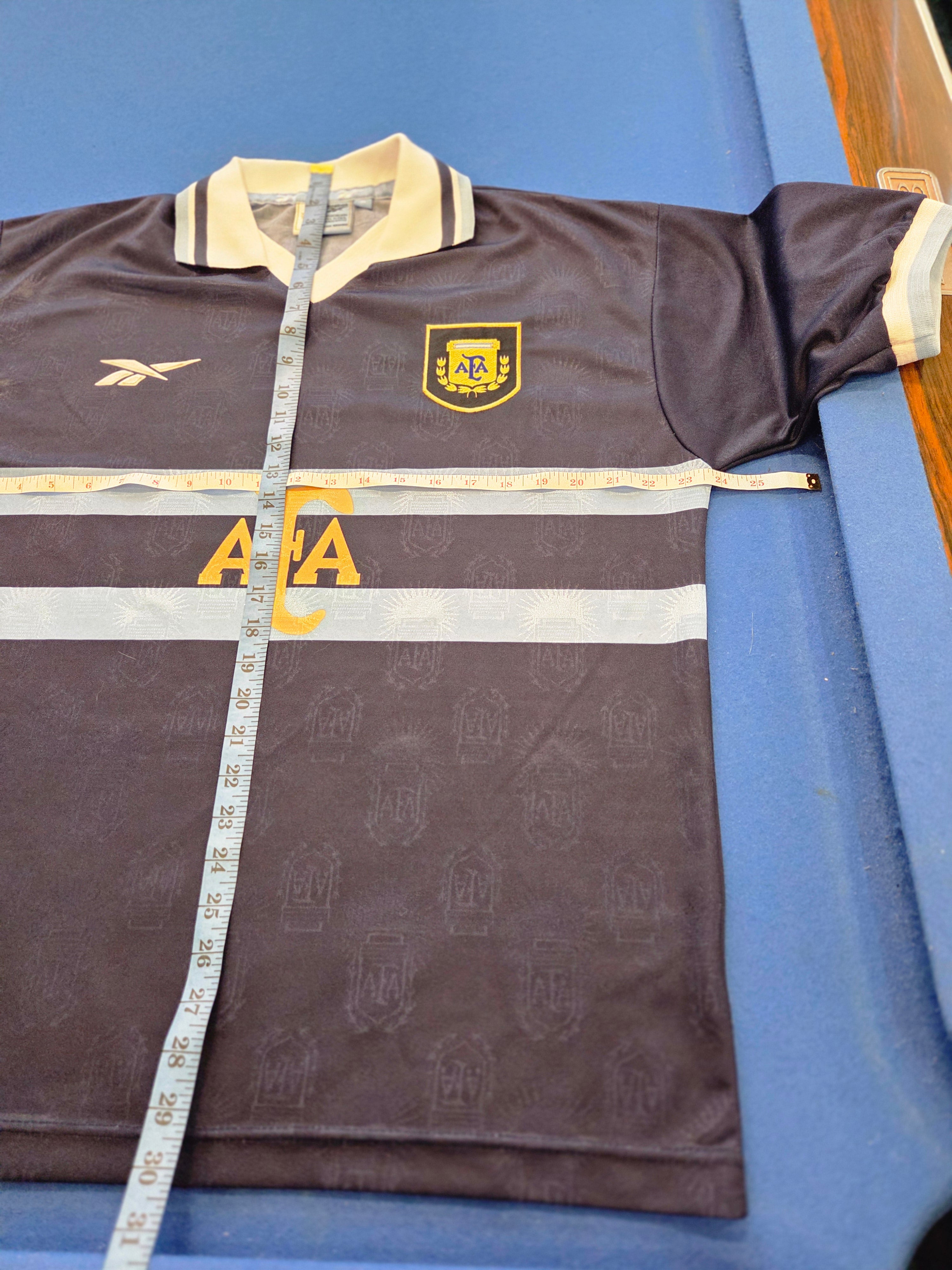 Argentina 2000 Away Kit M (Mint)