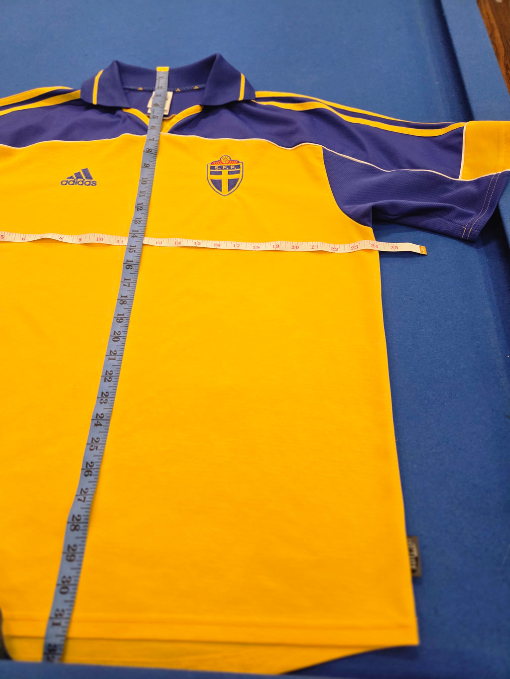 Sweeden 2000 Home Kit XL (9/10)