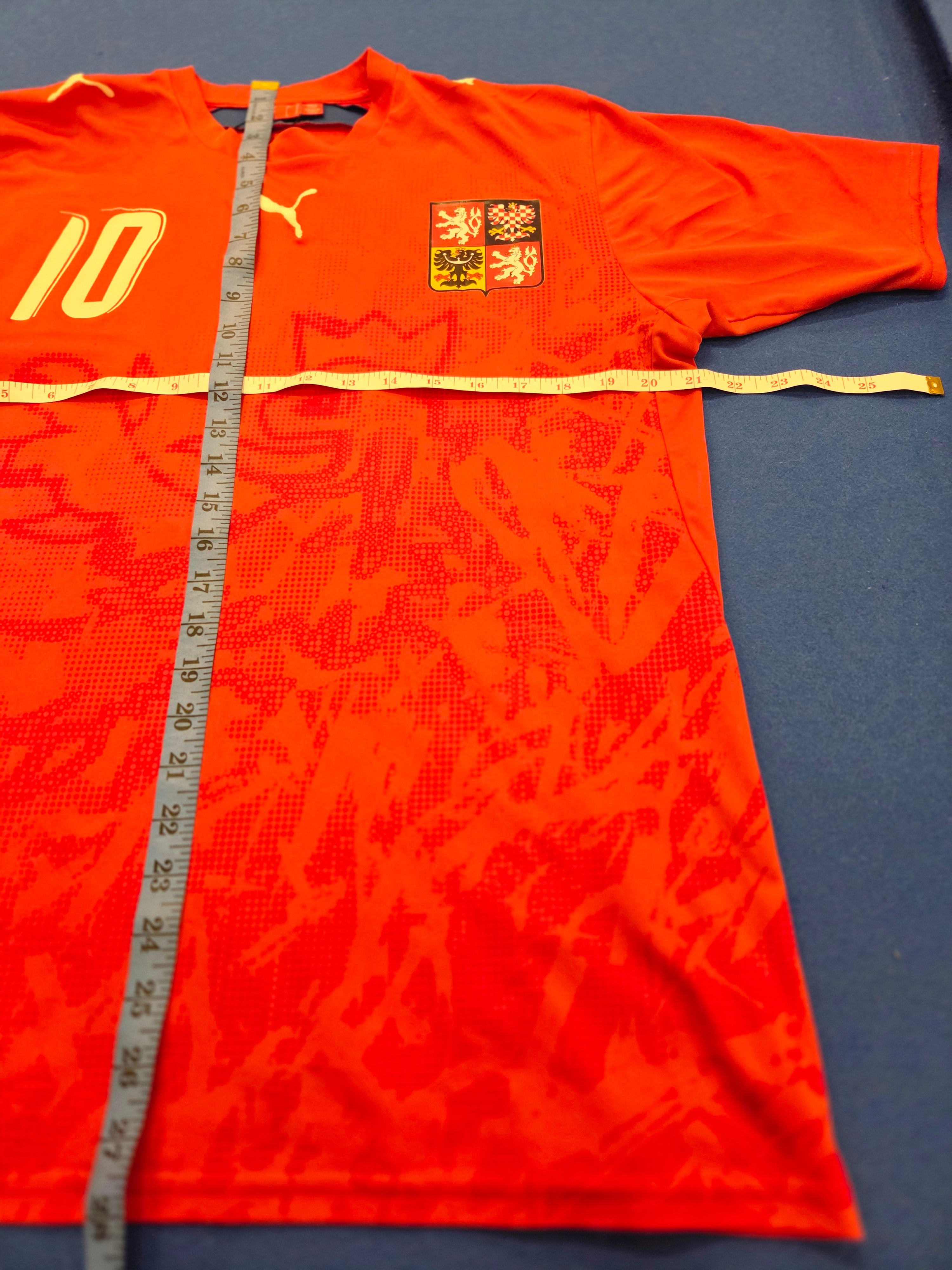 Czechia 2006 Home Kit M (9/10)