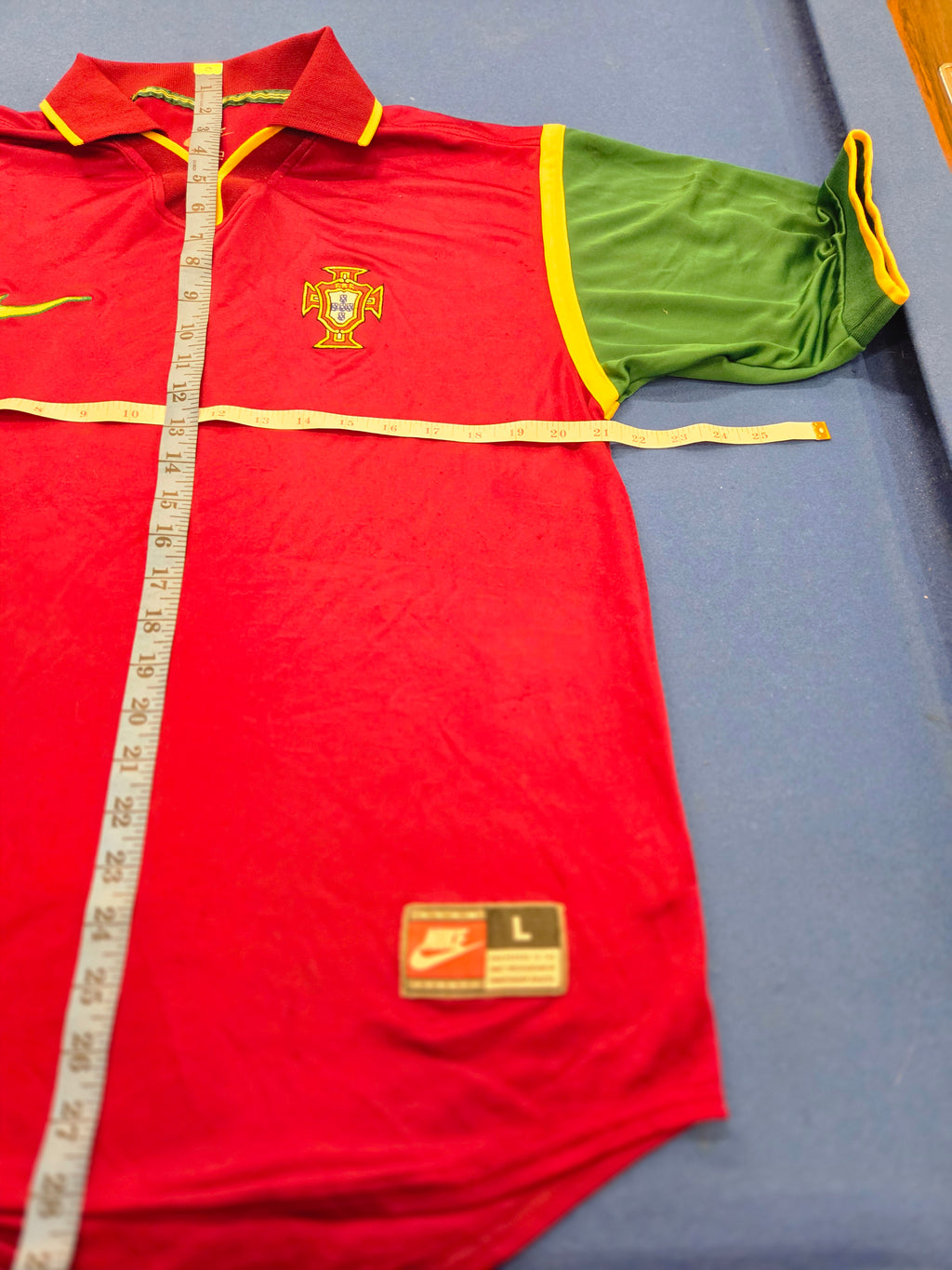 Portugal 1999 Home Kit L (7/10)