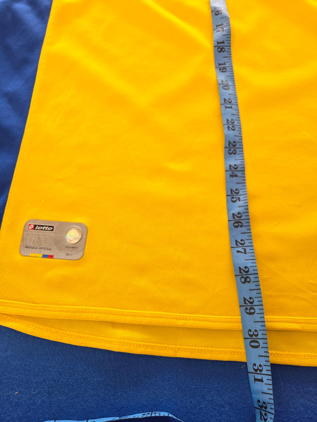 Colombia 2003 Home Kit XL (8/10)