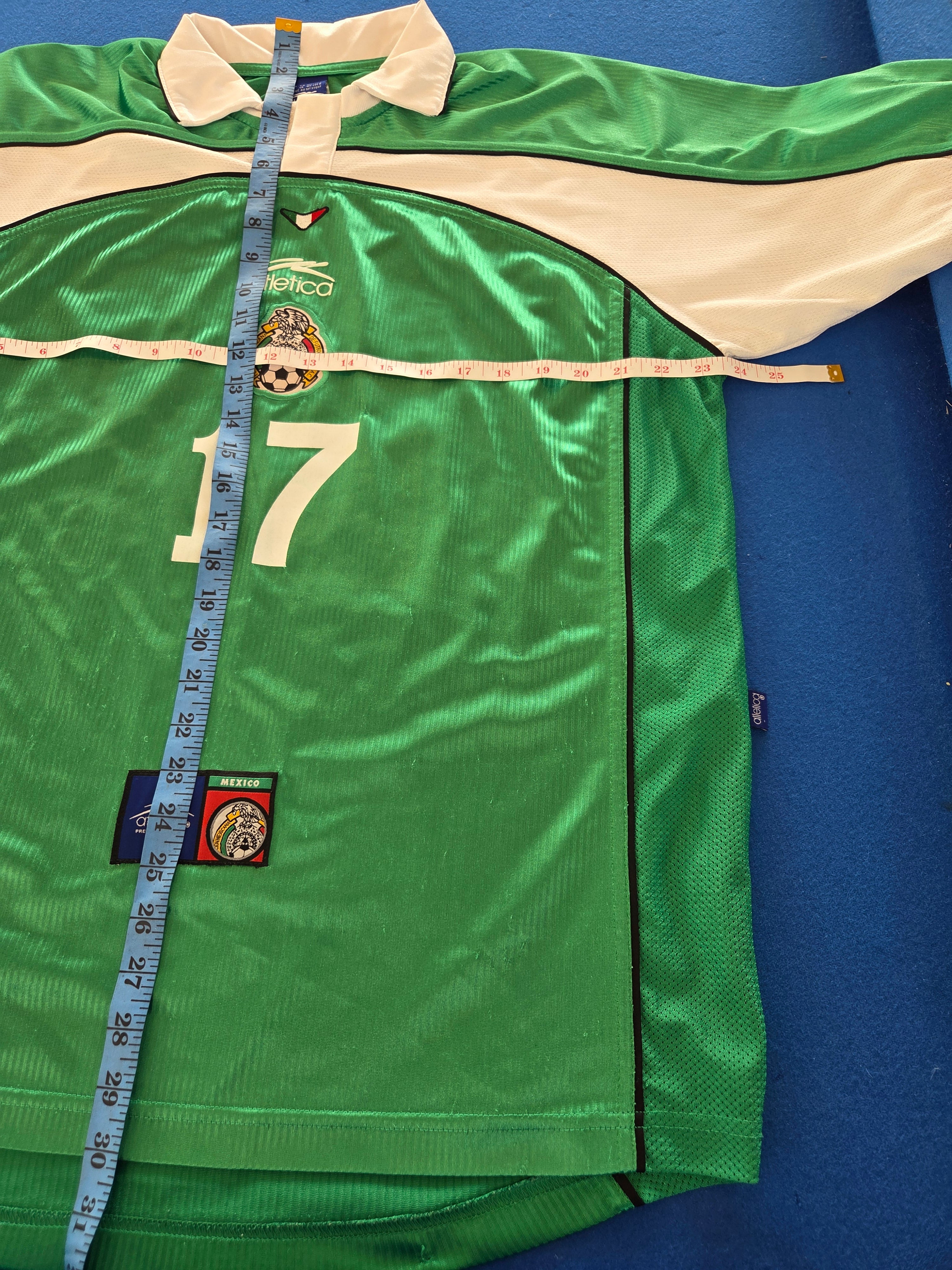 Mexico 2001 Home Kit L Palencia (9/10)