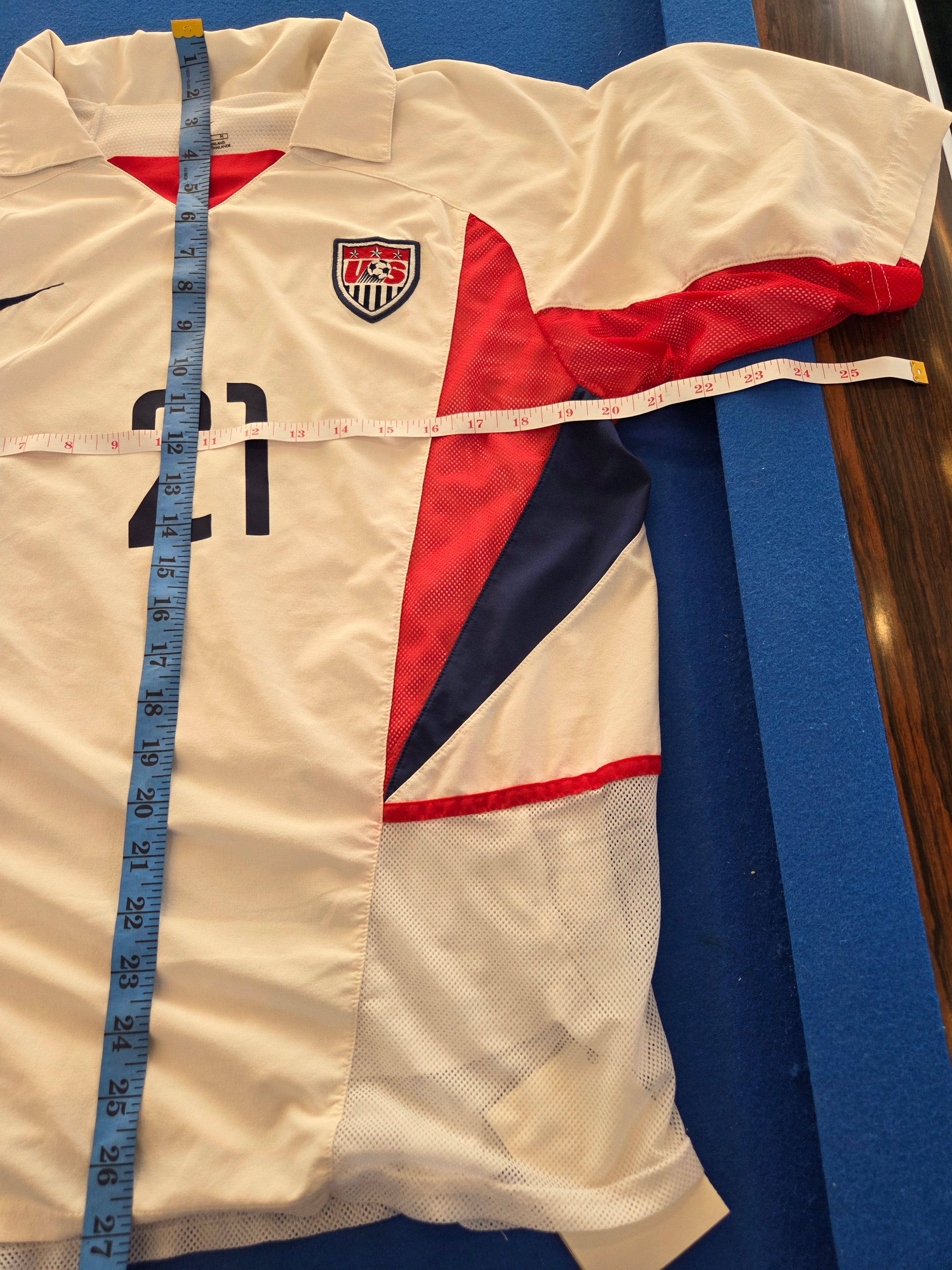 USA 2002 Home Kit M Donovan (8/10) (Player version)