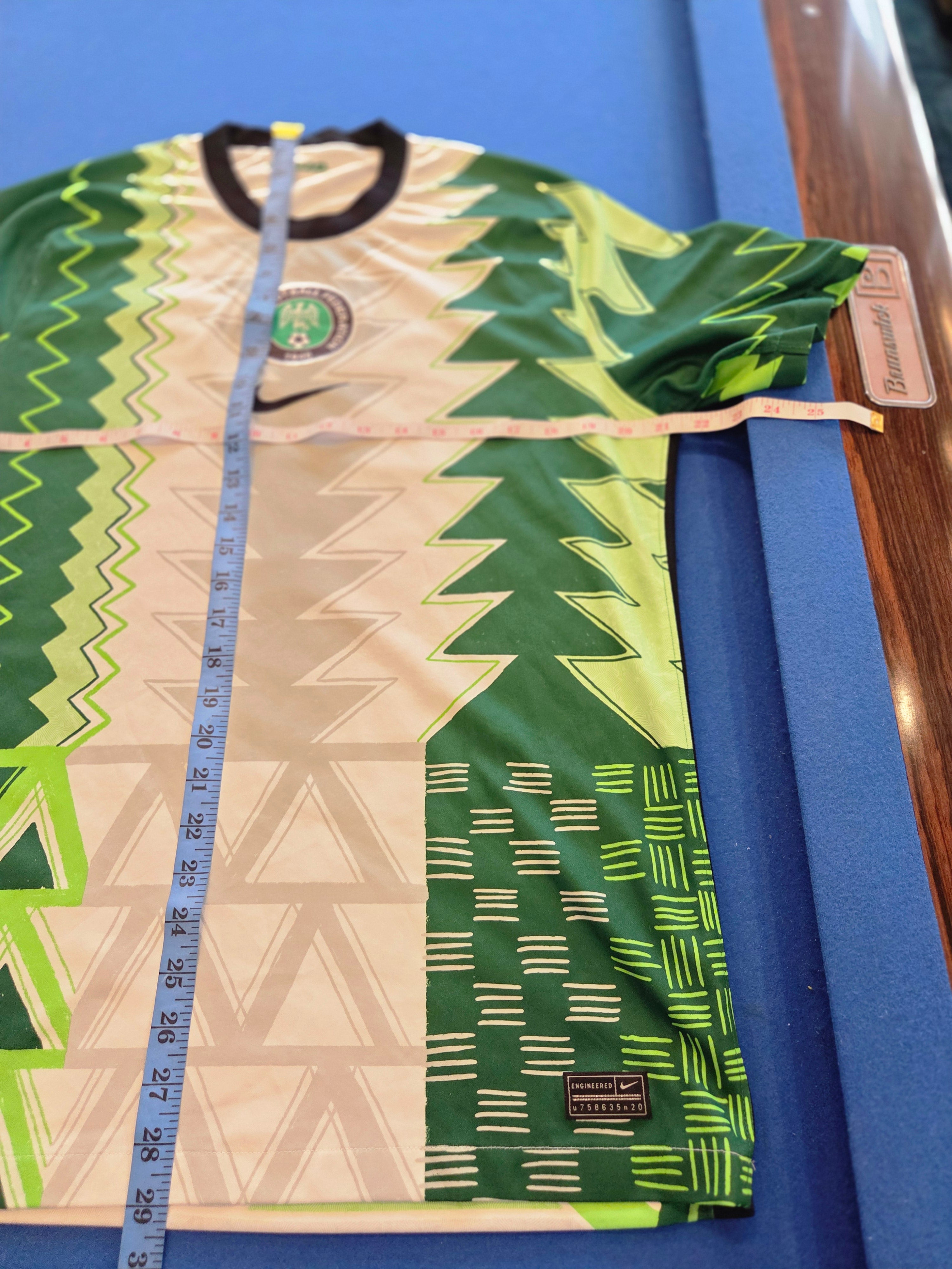 Nigeria 2020 Home Kit L (8/10)