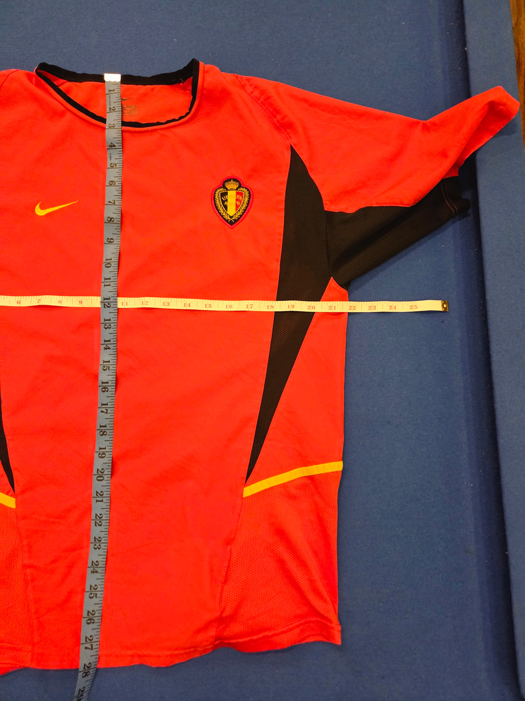 Belgium 2002 Home Kit L (9/10)
