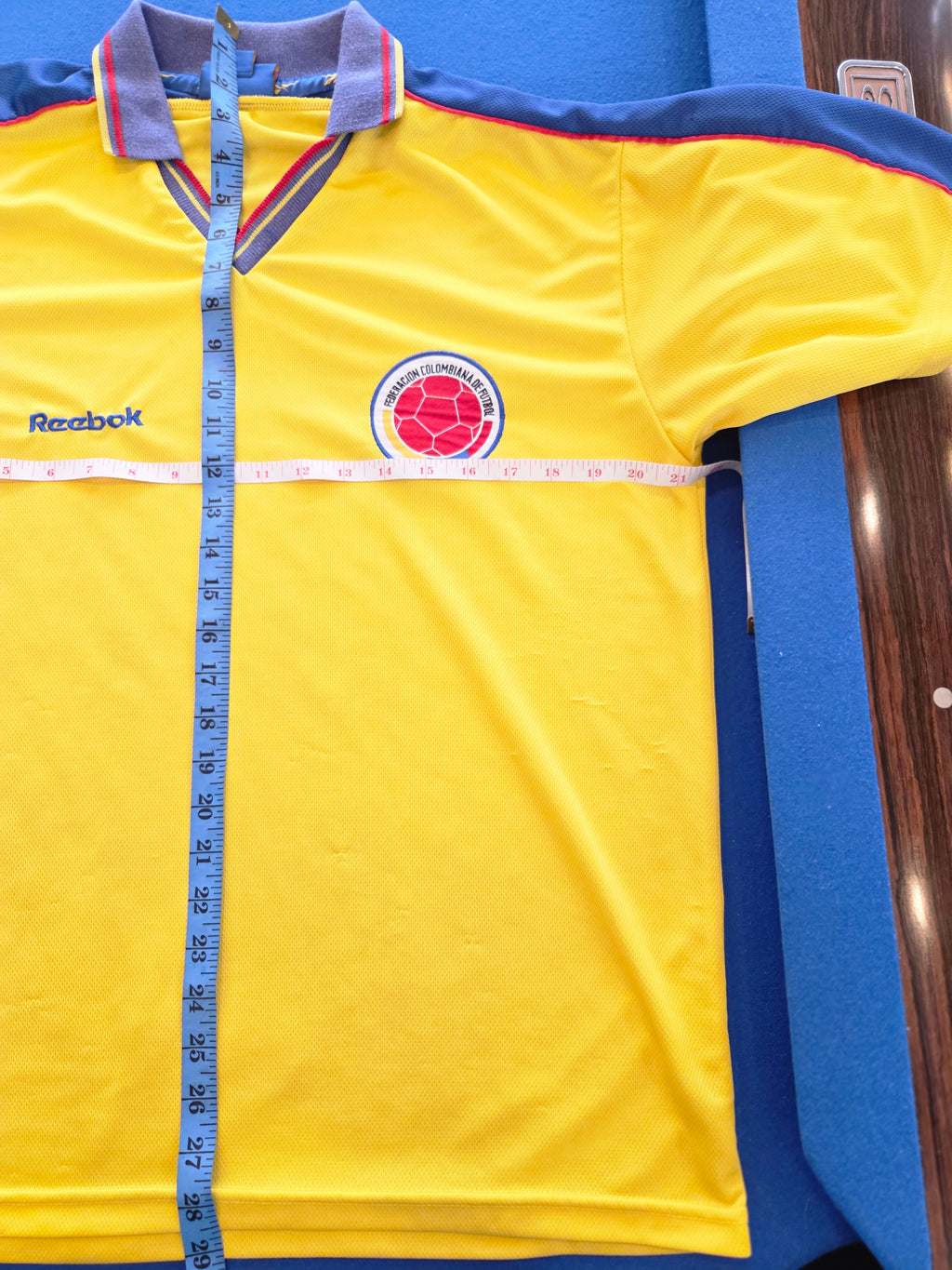 Colombia 1998 Home Kit M (8/10)