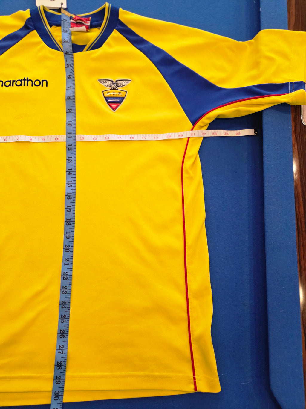 Ecuador 2002 Home Kit XL (8/10)
