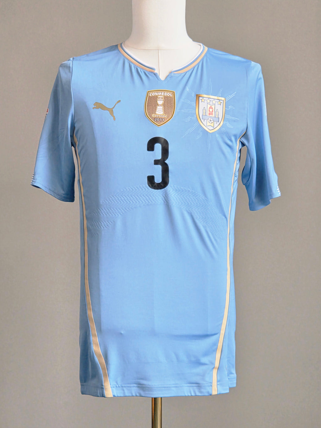 Uruguay 2011 Home Kit XL Godin (9/10) (Player version, Match Issue)