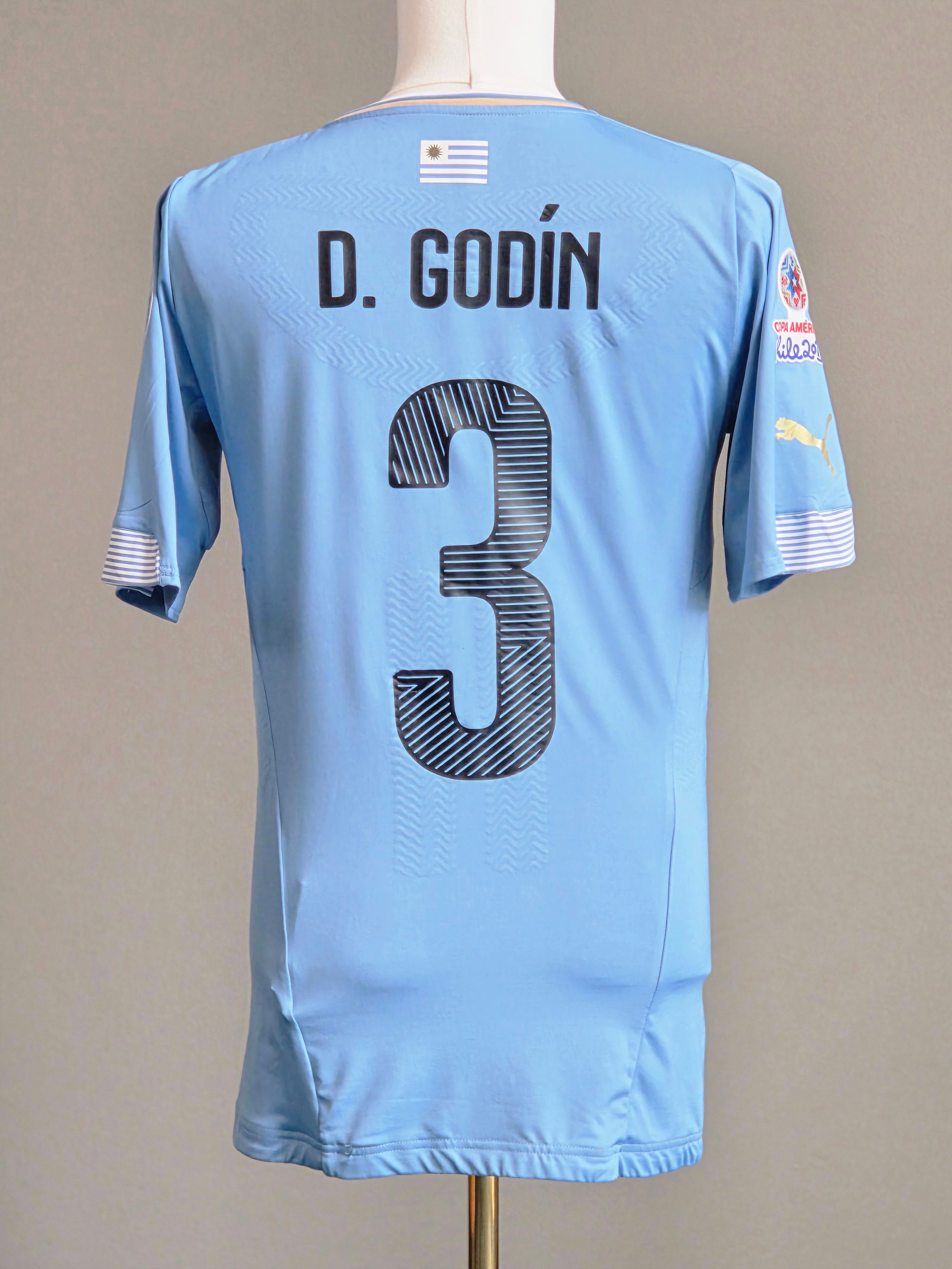 Uruguay 2011 Home Kit XL Godin (9/10) (Player version, Match Issue)