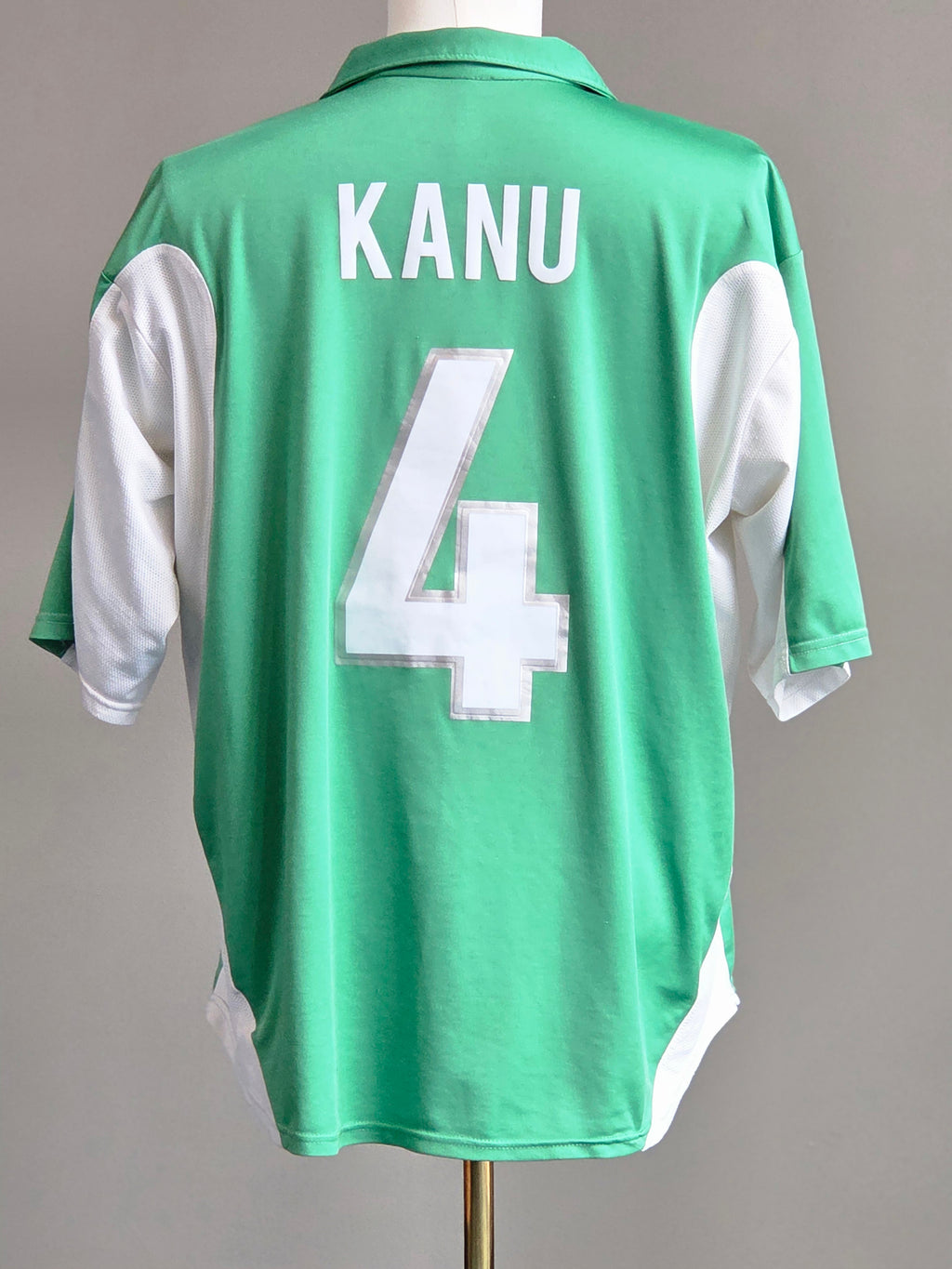 Nigeria 2000 Home Kit XL Kanu (9/10)