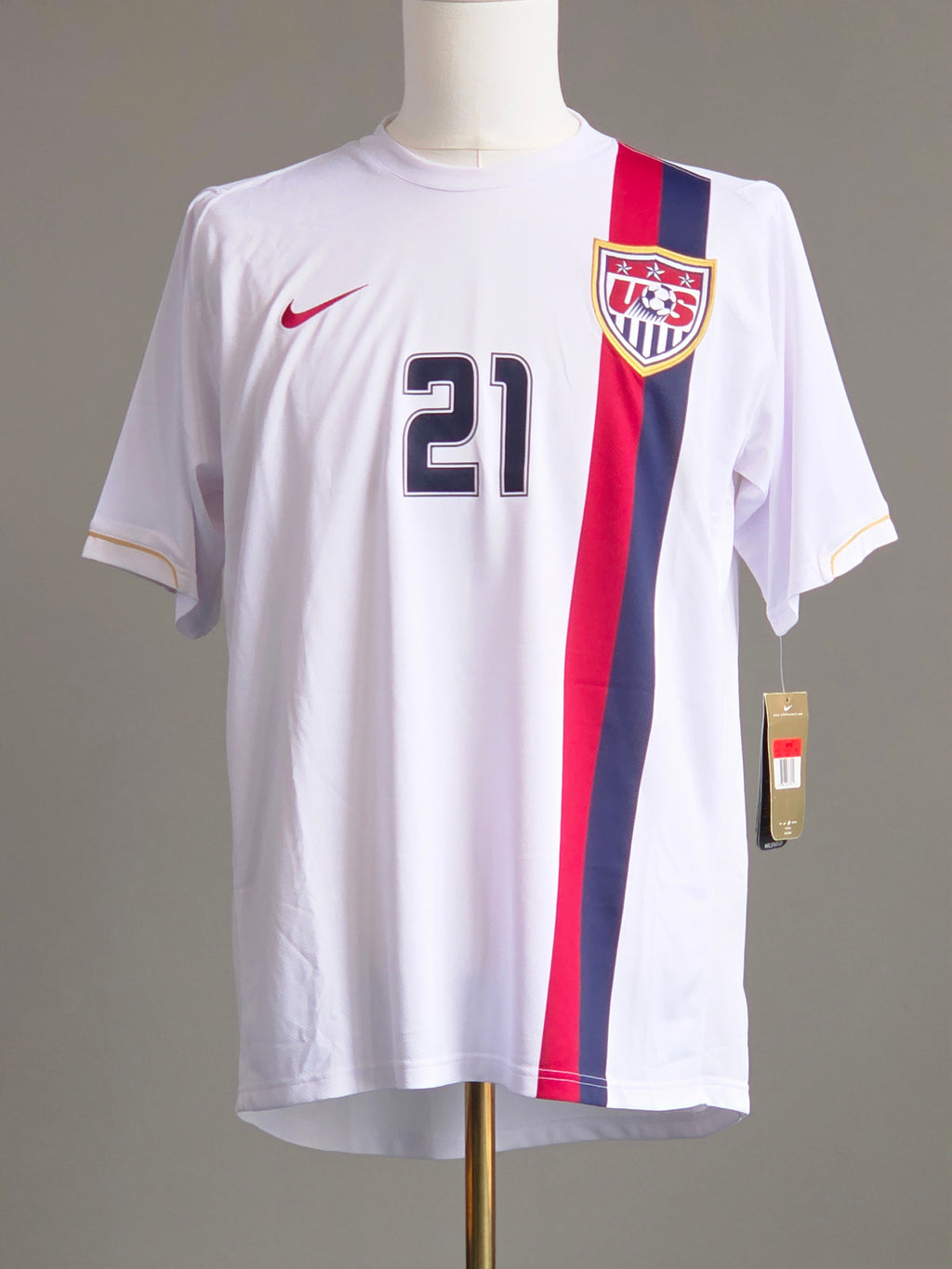 USA 2006 Home Kit L Donovan (9/10)