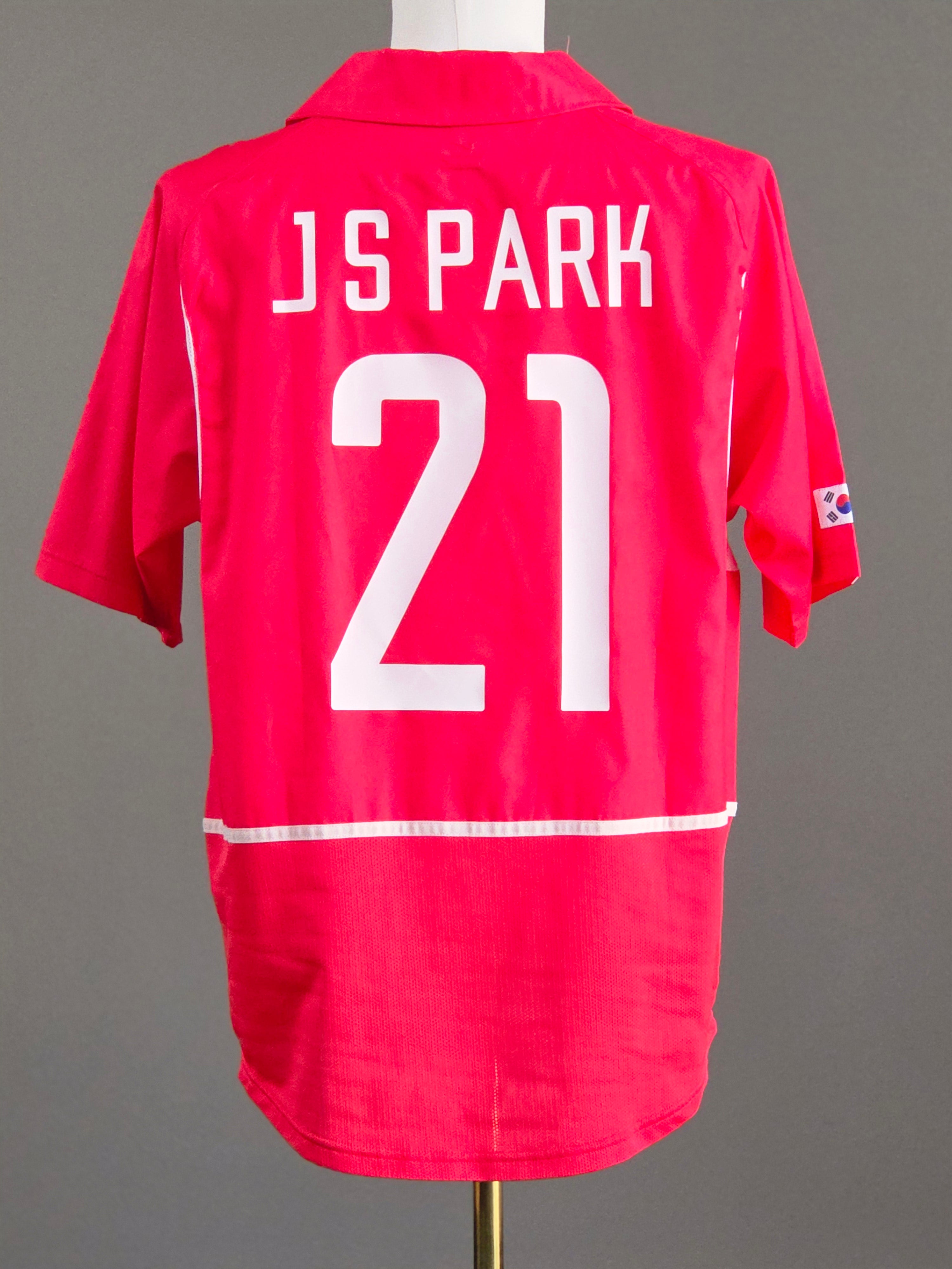 South Korea 2002 Home Kit L J S Park (8/10)