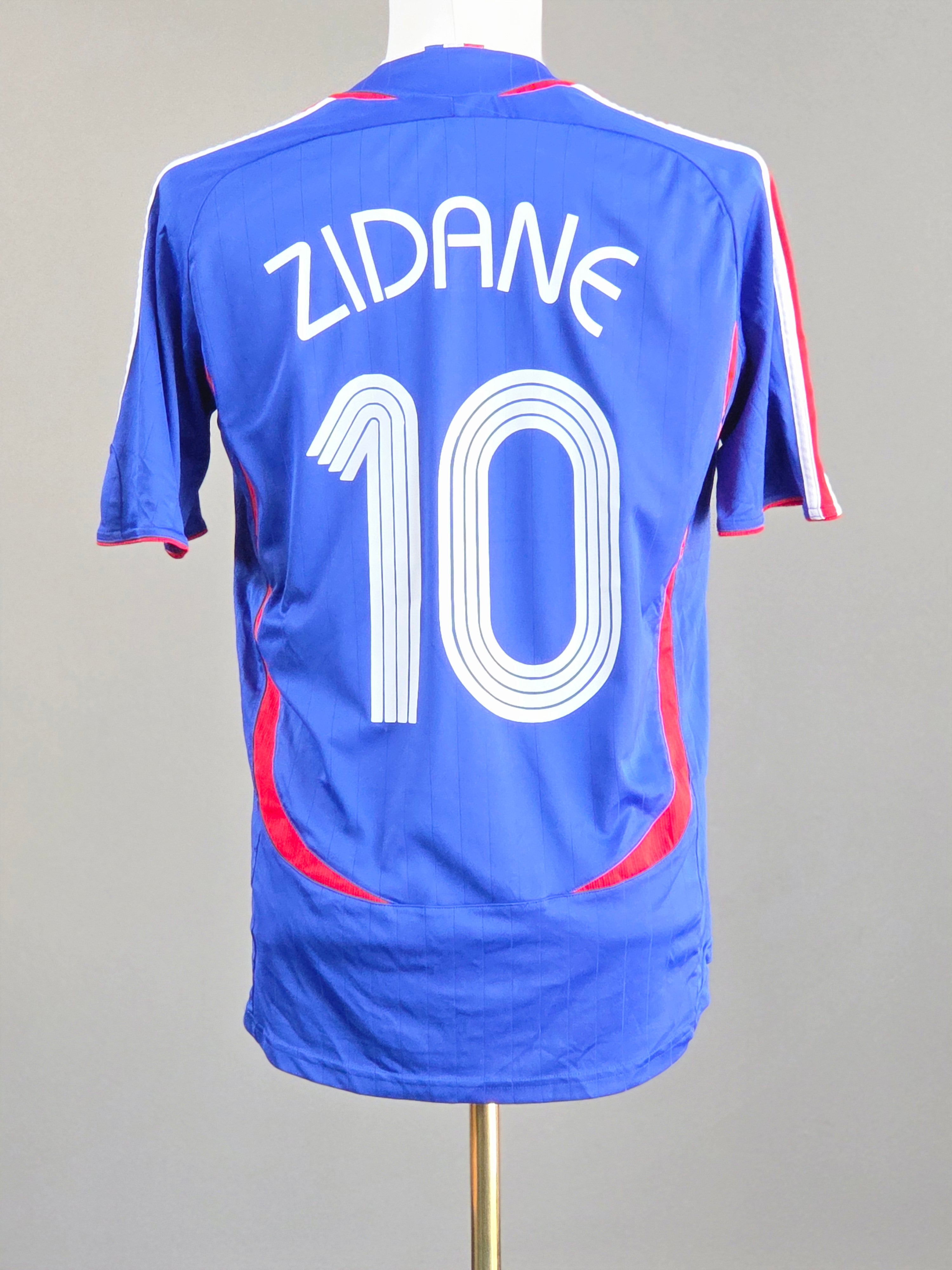 France 2006 Home Kit M (9/10)