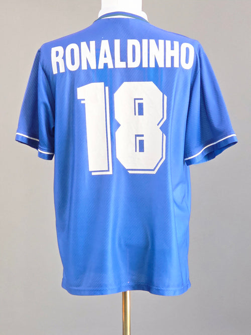Brazil 1996 Home Kit Ronaldinho L (8/10)